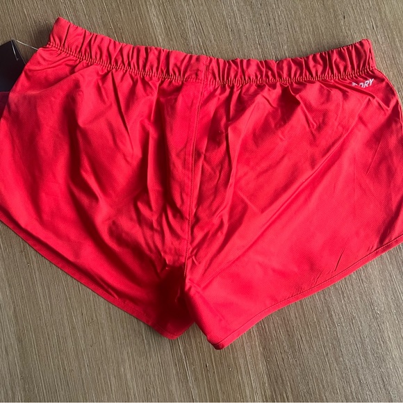 New Balance Women's XS-S Athletics Split Shorts TFWS663 Red 2” Inseam Running - Picture 3 of 3